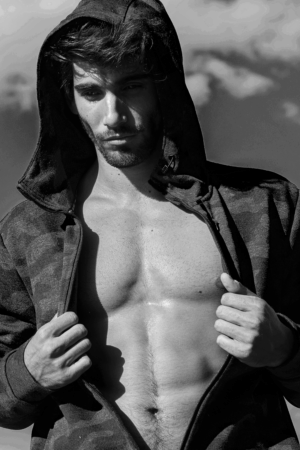 Men's Hoodies / Sweatshirts